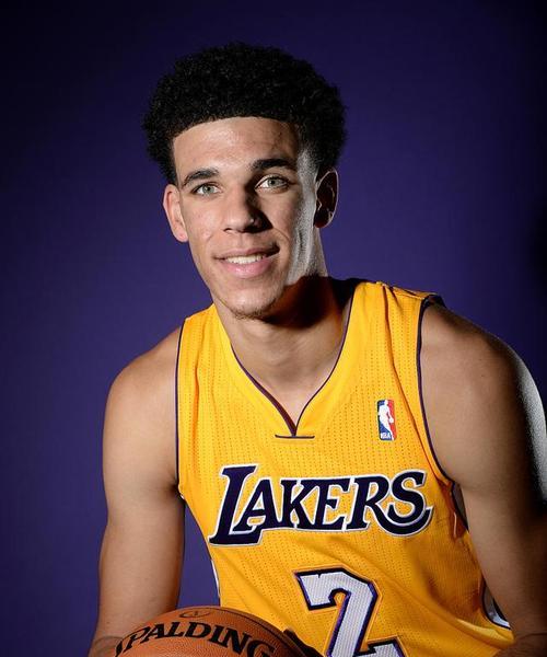 NBA球员生涯年数排行榜（探索NBA历史上最长寿的球员和他们的传奇生涯）