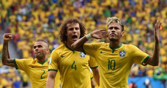 以巴西意大利世界杯交锋历史（巴西和意大利的激动人心的足球对决）