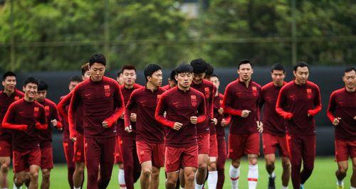 中国足球进世界杯的黑历史（揭秘中国足球历年世界杯尝试的困境与失败）