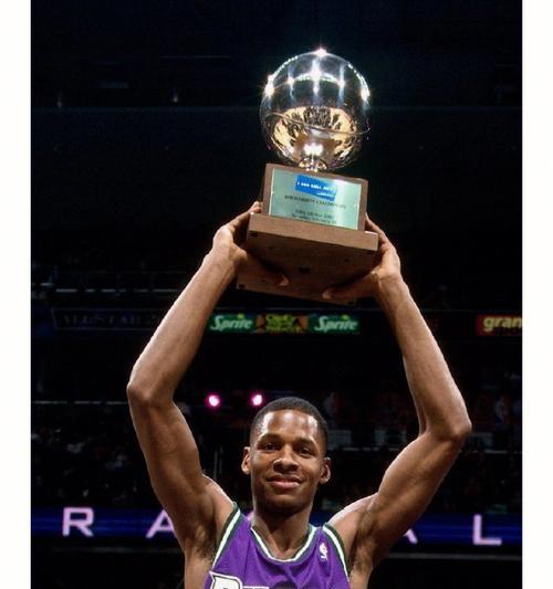 回顾1996年NBA选秀（乔丹接班人诞生，探索1996年选秀的史诗般篇章）