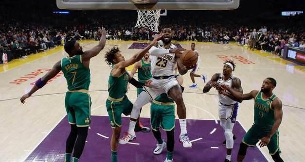NBA历史单赛季场均得分排行榜（揭秘NBA历史上场均得分最高的球员及他们的篮球传奇）