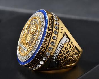 NBA历史戒指排行榜前十巨星的辉煌历程（追寻荣耀，十大传奇永恒的印记）