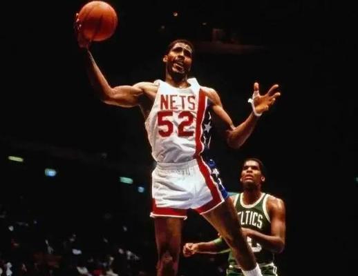 NBA历史篮板能力排行榜（统计数据展示超群篮板技艺，抢断之王杰拉德·唐纳森独领风骚）