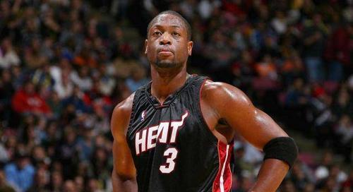 NBA历史2分排行榜2015（从魔术师到乔丹，回顾经典瞬间，揭秘最致命得分手段）