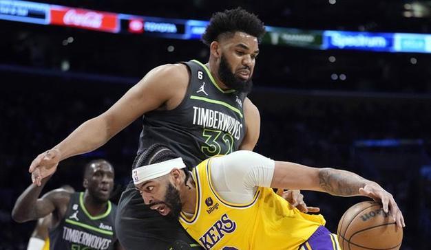 揭秘2023NBA被盖帽排行榜之巅峰防守者（探索NBA历史上最伟大的盖帽球员，以及他们的技巧和战术）