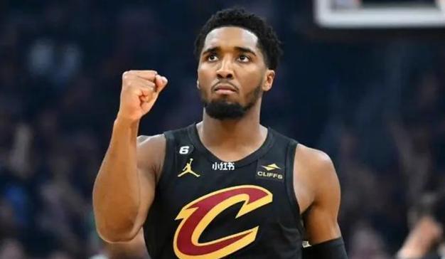NBA常规赛得分王排行榜（历届得分王的壮举与传奇，KobeBryant的统治力与继承者们的崛起）