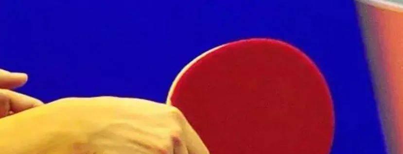 男子乒乓球直拍打球技巧（掌握直拍技巧，提升乒乓球水平）