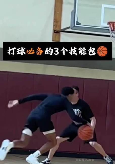 深入观察防守者，掌握篮球比赛的先机（揭秘防守者的技巧与策略，提升你的篮球水平）
