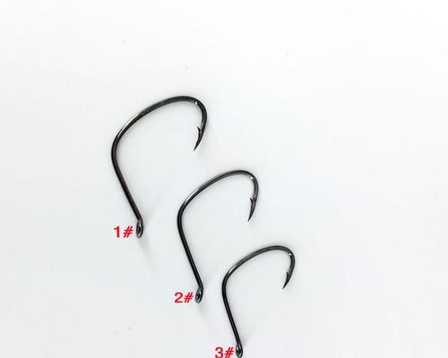 如何选择适合路亚钓鱼的钩子？（路亚钓鱼钩子的关键因素及推荐）